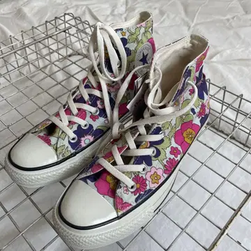 미사용 새상품 척 테일러 US CONVERSE 꽃무늬 하이컷 스니커즈