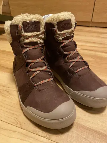 KEEN 윈터 부츠
