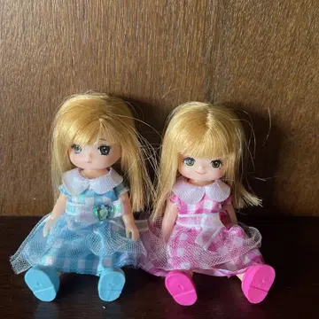 리카짱의 쌍둥이 여동생 미키짱 마키짱 2개 세트 인형