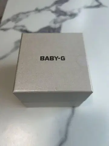 BABY-G 핑크 아날로그 손목시계