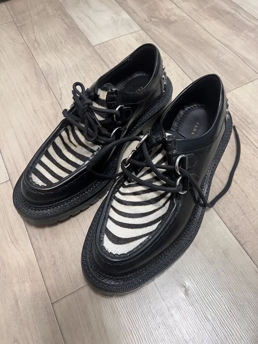 Zara Limited Loafer 260(40)