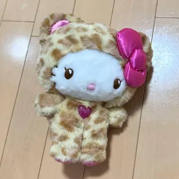 키티 봉제 인형