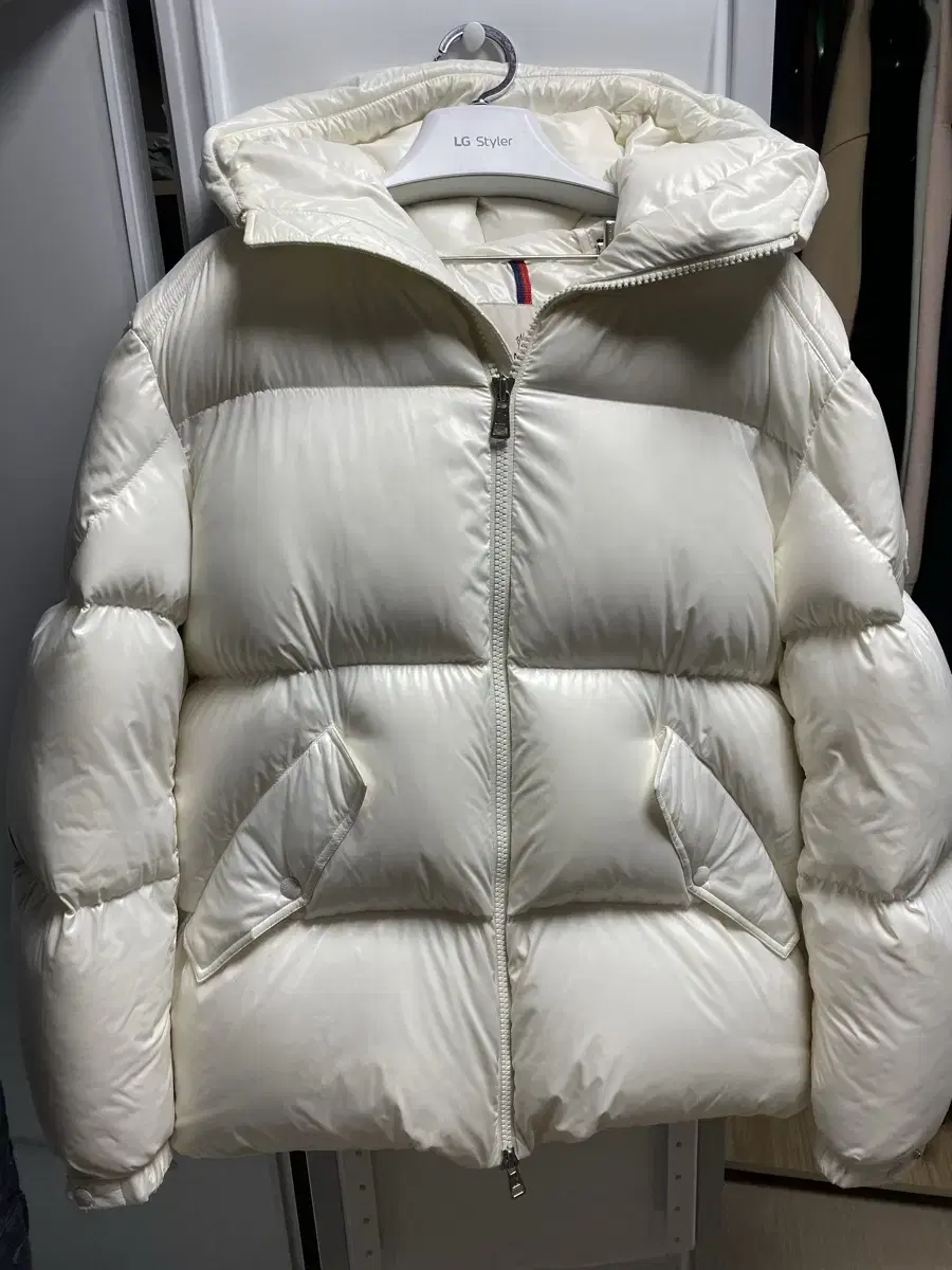 Moncler White Padding, Size 3