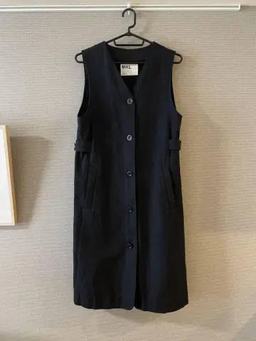 MHL. 슬리브리스 롱 원피스 블랙