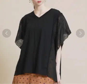 MUVEIL 뮤베일 손수건 레이스 풀오버 상의 블랙 자수