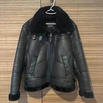 BUCKAROO 블랙 무스탕 자켓