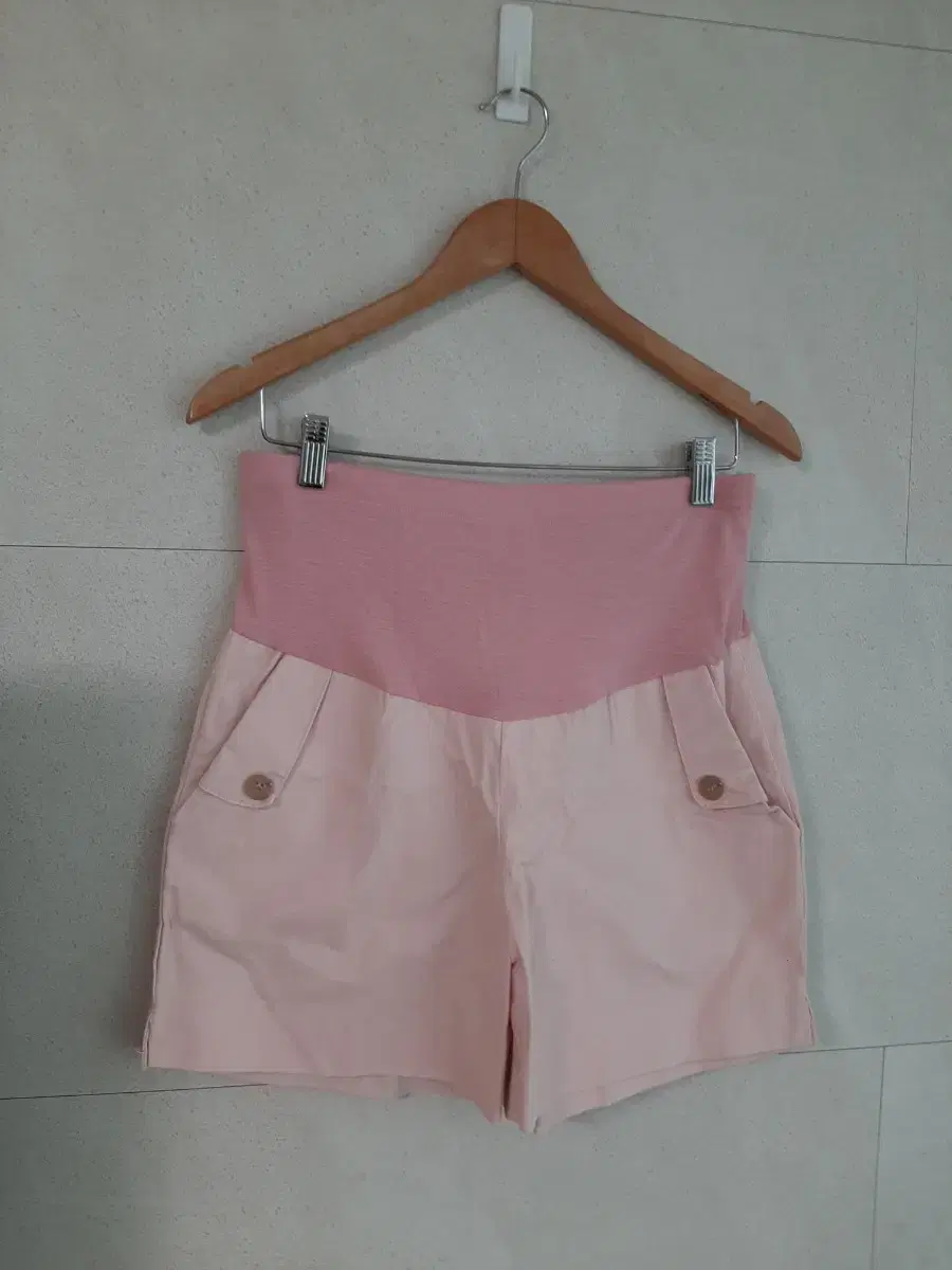 New) Maternity Shorts M ~28