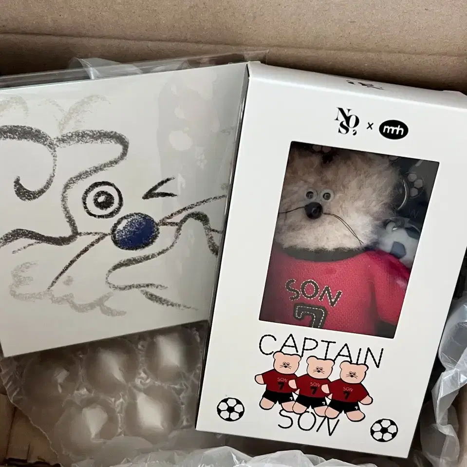 Monamhee x NOS7 Captain Sonhee Keyring Red on Bunjang Global