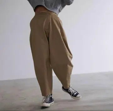 Nala Cocoon chino 나라 코쿤 치노 L 사이즈