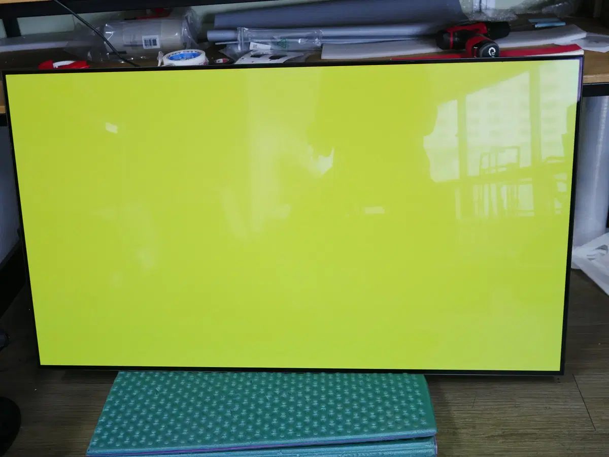 l 55-inch OLED TV LG OLED55BXFNA Wall-Mounted TV