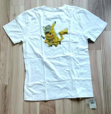 명탐정 피카츄 티셔츠 M 사이즈 미사용품 DETECTIVE PIKACHU