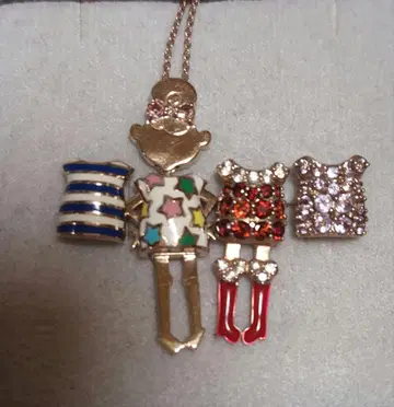 폰테베키오 에메 옷 갈아입기 목걸이