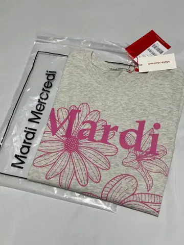 마르디메크르디 Mardi Mercredi 트리플 플라워 티셔츠