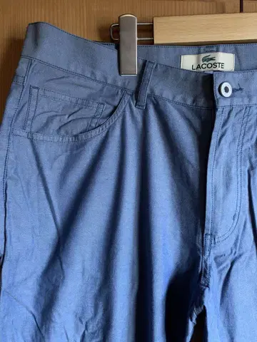 라코스테 슬림핏 파랑 팬츠