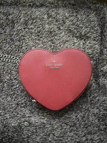 Kate Spade 하트 클러치 백