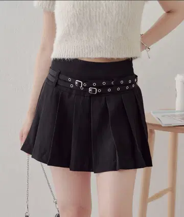 Chico 스커트 미니 로우웨스트 벨트 플리츠 스커트 블랙