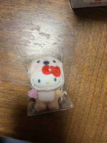 헬로키티 치비토모 미즈노이키모노