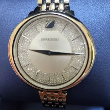 SWAROVSKI 골드 손목시계 작동 제품