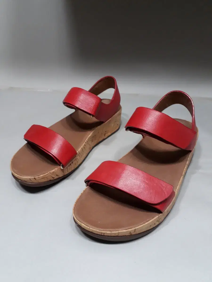 Fitflop Bon e.ji Sandal 242