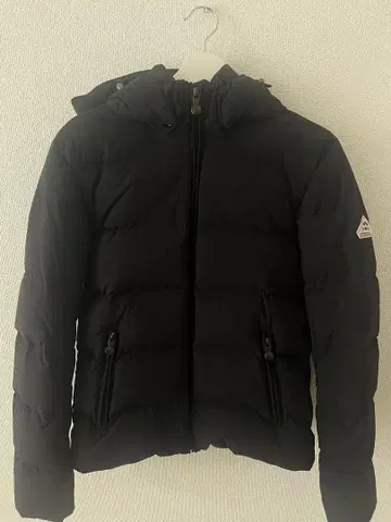 PYRENEX 후드 부착 다운 자켓 블랙