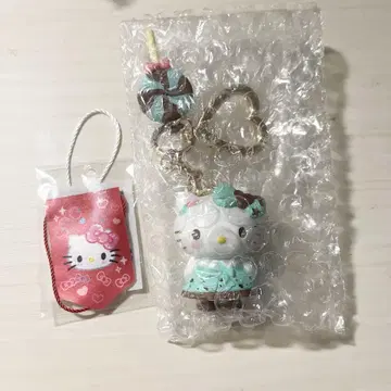 산리오 초코 민트 참 헬로키티