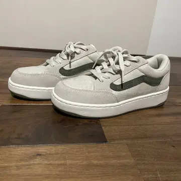 반스 스웨이드 그레이 스니커즈