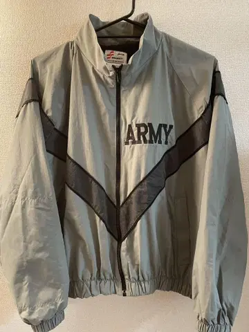 IPFU ARMY 트레이닝 자켓 사이즈 M/S