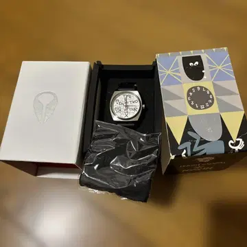 Nixon x yusuke hanai 콜라보 유니크 디자인 시계