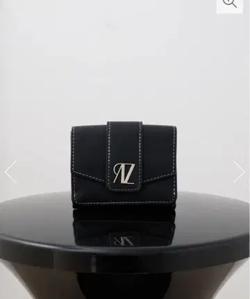 AZ 모티브 미니 지갑