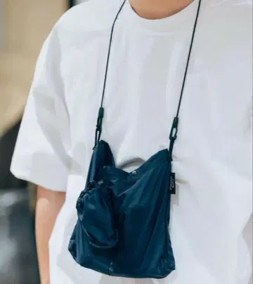 미요시 료 착용 STANDARD SUPPLY for Hermit Club