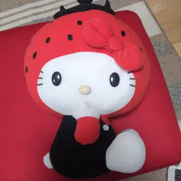 헬로키티 딸기 BIG 봉제 인형
