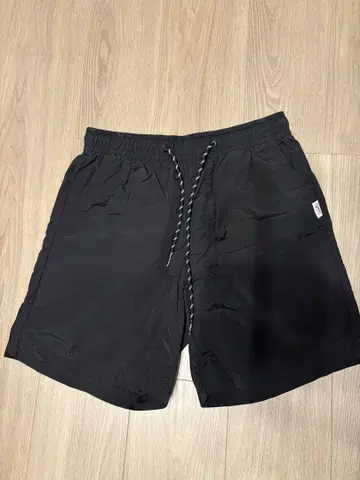 TOMMYJEANS 블랙 숏팬츠/하프 팬츠