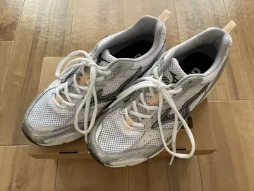 Mizuno Wave Rider 스니커즈 화이트/실버