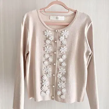 tocco closet 토코 클로젯 플라워 모티브 가디건