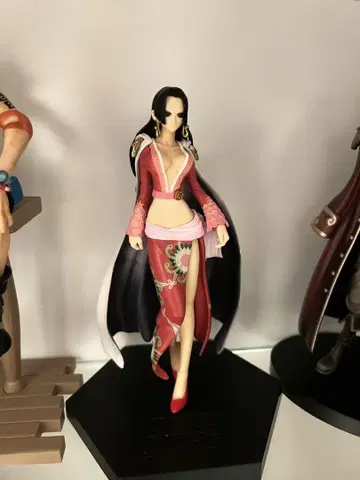 원피스 DX 왕 아래 칠무해 피규어 vol.4 핸콕