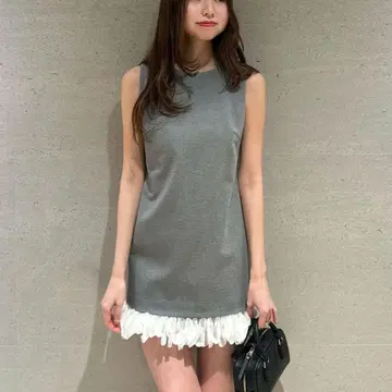 snidel 헴 프릴 미니 원피스 스나이델