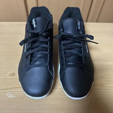 Reebok 리복 23.5 레이저 이지톤 스니커즈 블랙