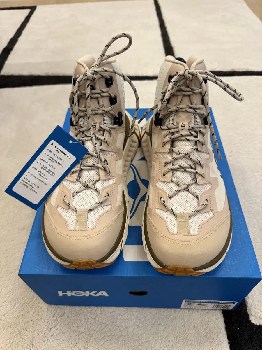 Hokaoneone TenNine size 41