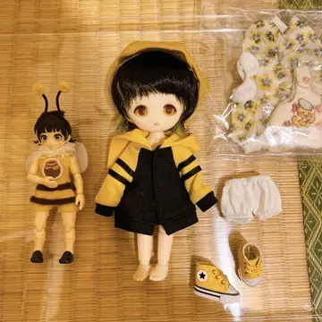 블루 록 하치라쿠 커스텀 인형 오비츠 11과 가샤폰 퀘스트