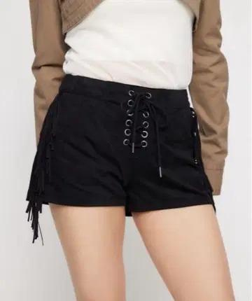 LAGUA GEM FRINGE LACE UP 숏 팬츠