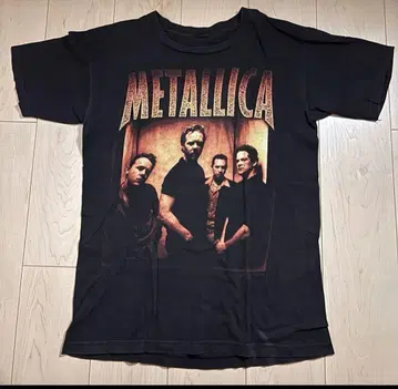 메탈리카 Metallica 티셔츠 L 사이즈