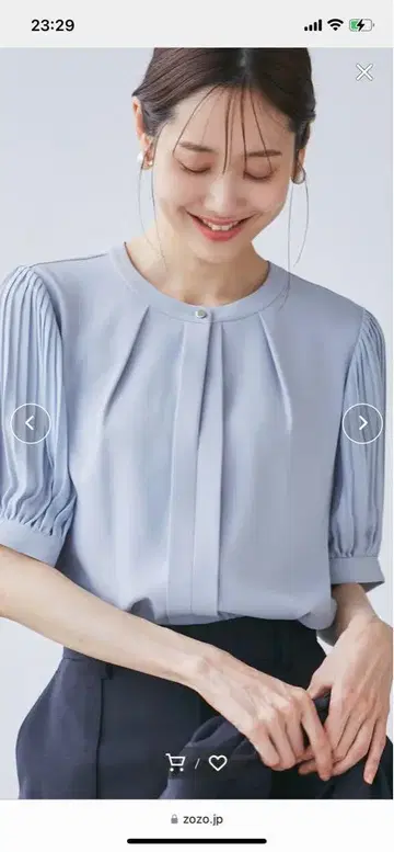 이번 시즌 로페피크닉 반팔 플리츠 블라우스