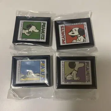PEANUTS 스누피 프레임 마그넷 캡슐 토이 4종 세트 가챠