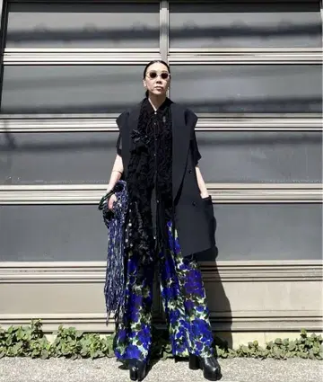 드리스반노튼 2023SS DRIES VAN NOTEN 꽃무늬 팬츠