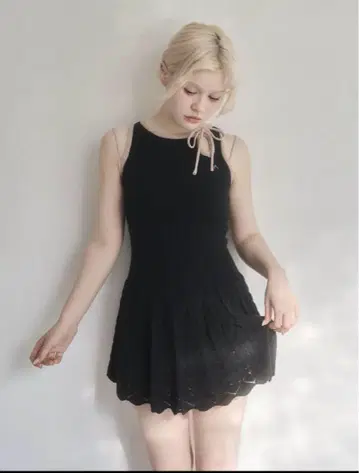 앤드메리 하트 크로셰 미니 드레스 블랙