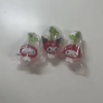 산리오 캐릭터즈 나카요시 사쿠라 체리 스윙 가챠가챠