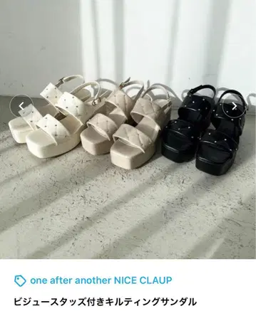 스터드가 달린 블랙 통굽 샌들