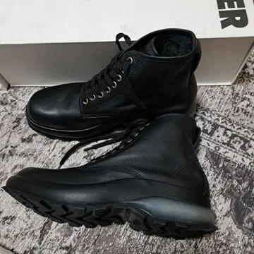 질샌더 블랙 워크 부츠