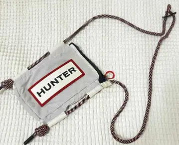 HUNTER 숄더백 사코슈 립스탑 폰 파우치 화이트