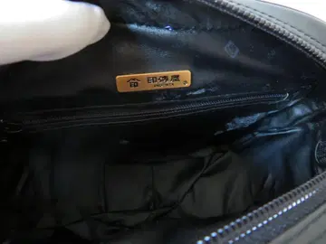 인덴야, 블랙을 기조로 한 시크한 디자인, 숄더 부분은 조절 가능합니다!